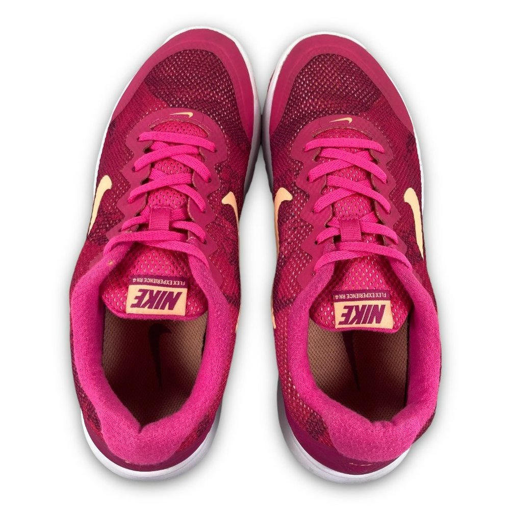 Nike Flex Experience RN 4
Running Shoes 749177-600
Mesh Low Top Pink Women 8.5